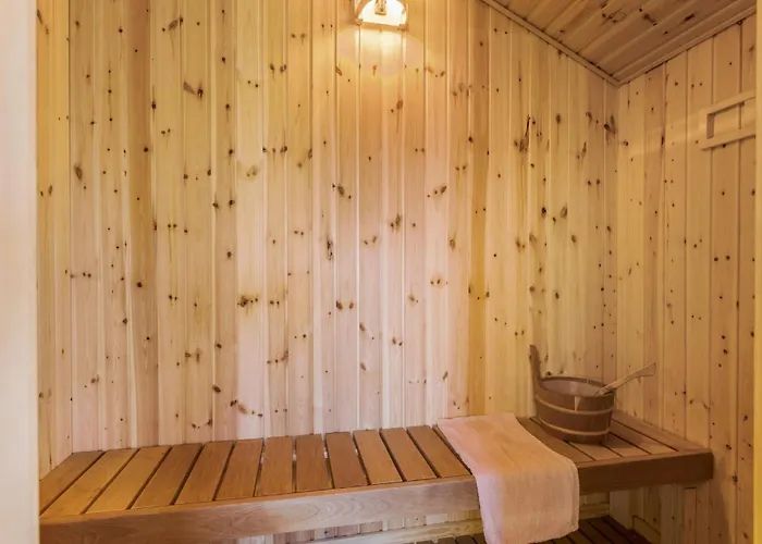 Feriehus Stunning In With Sauna *